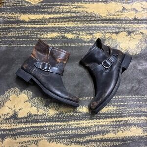 Used Women's FRYE Veronica Bootie Black/Brown Size 9.5 B